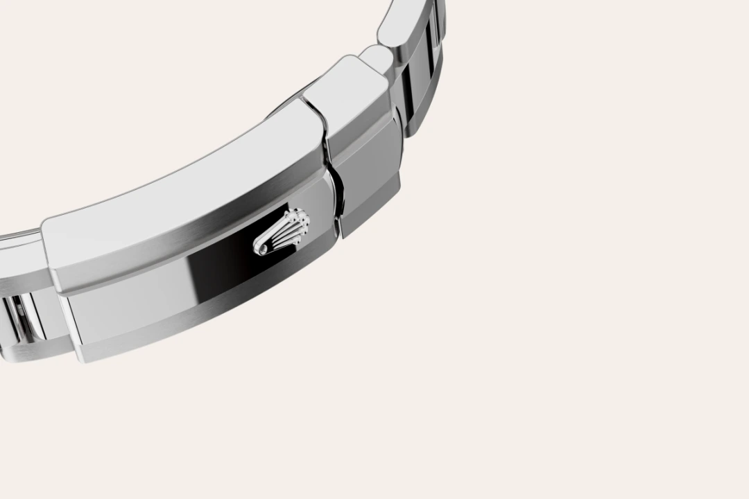 Rolex Datejust 36 in Oystersteel with a silver dial, domed bezel, and Oyster bracelet, m126200-0002 - AH Riise Rolex Datejust 36 in Oystersteel with a silver dial, domed bezel, and Oyster bracelet, m126200-0002 - AH Riise