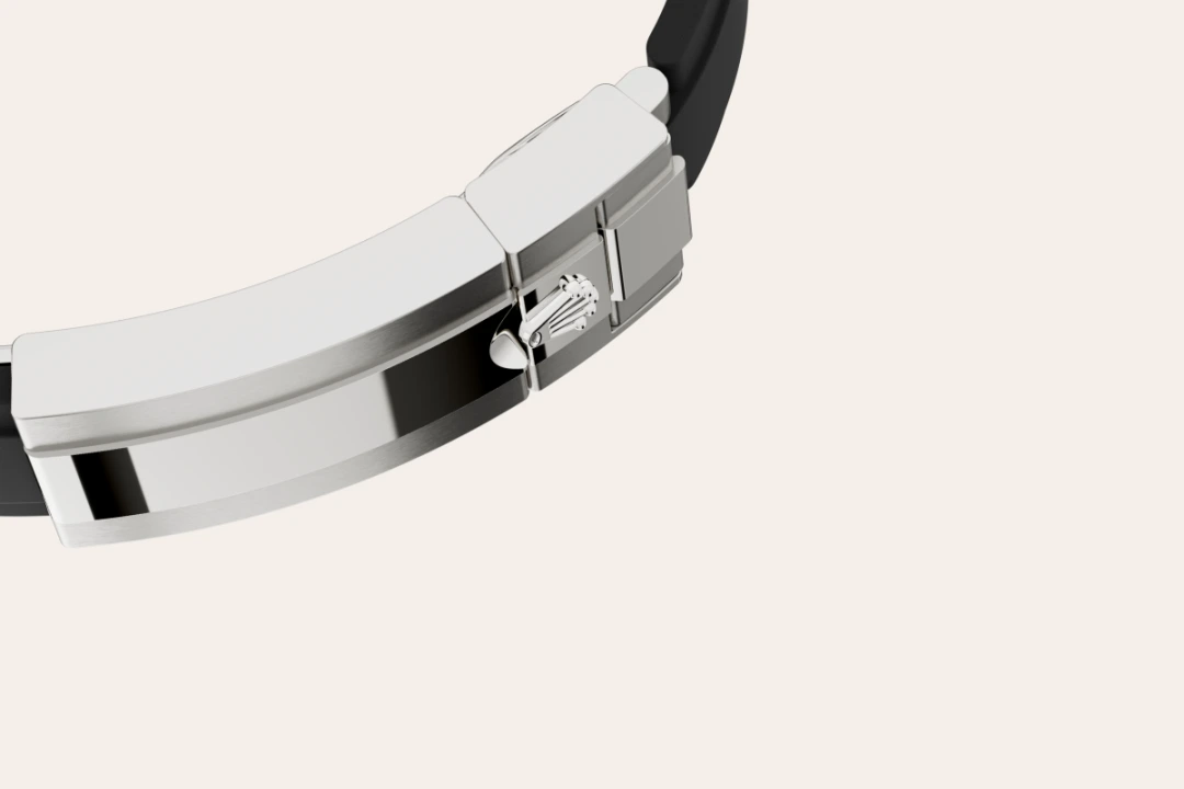 Rolex Cosmograph Daytona in white gold and diamonds with white and black mother-of-pearl dial, bezel set with diamonds, and Oysterflex bracelet, m126589rbr-0001 - AH Riise Rolex Cosmograph Daytona in white gold and diamonds with white and black mother-of-pearl dial, bezel set with diamonds, and Oysterflex bracelet, m126589rbr-0001 - AH Riise